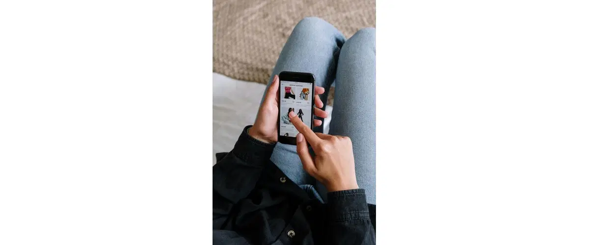 The­ Future­ of­ Mobile­ Shopping